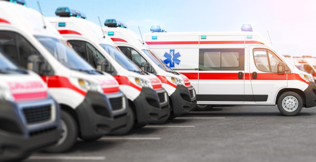 Wypadek drogowy w Pawłowie: trzy osoby, w tym dwie dzieci, hospitalizowane