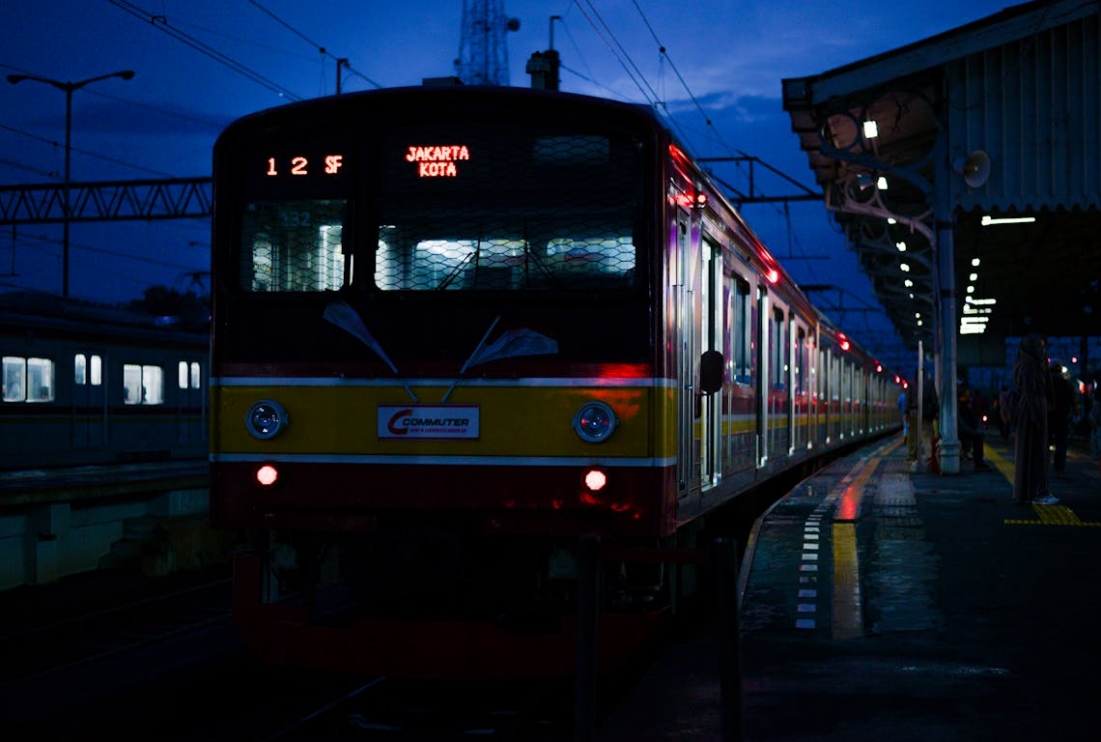 Starachowice: Tragiczne zdarzenie na torach. Śmierć 72-letniego mężczyzny