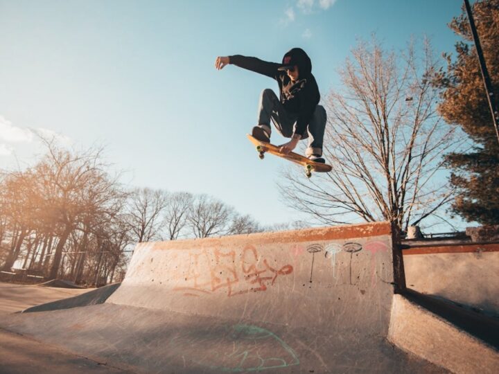 Nowy skatepark w pobliżu zalewu Antoniów – ekstremalna atrakcja dla entuzjastów sportów na świeżym powietrzu